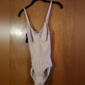 New Fawn Fit bodysuit shapewear small